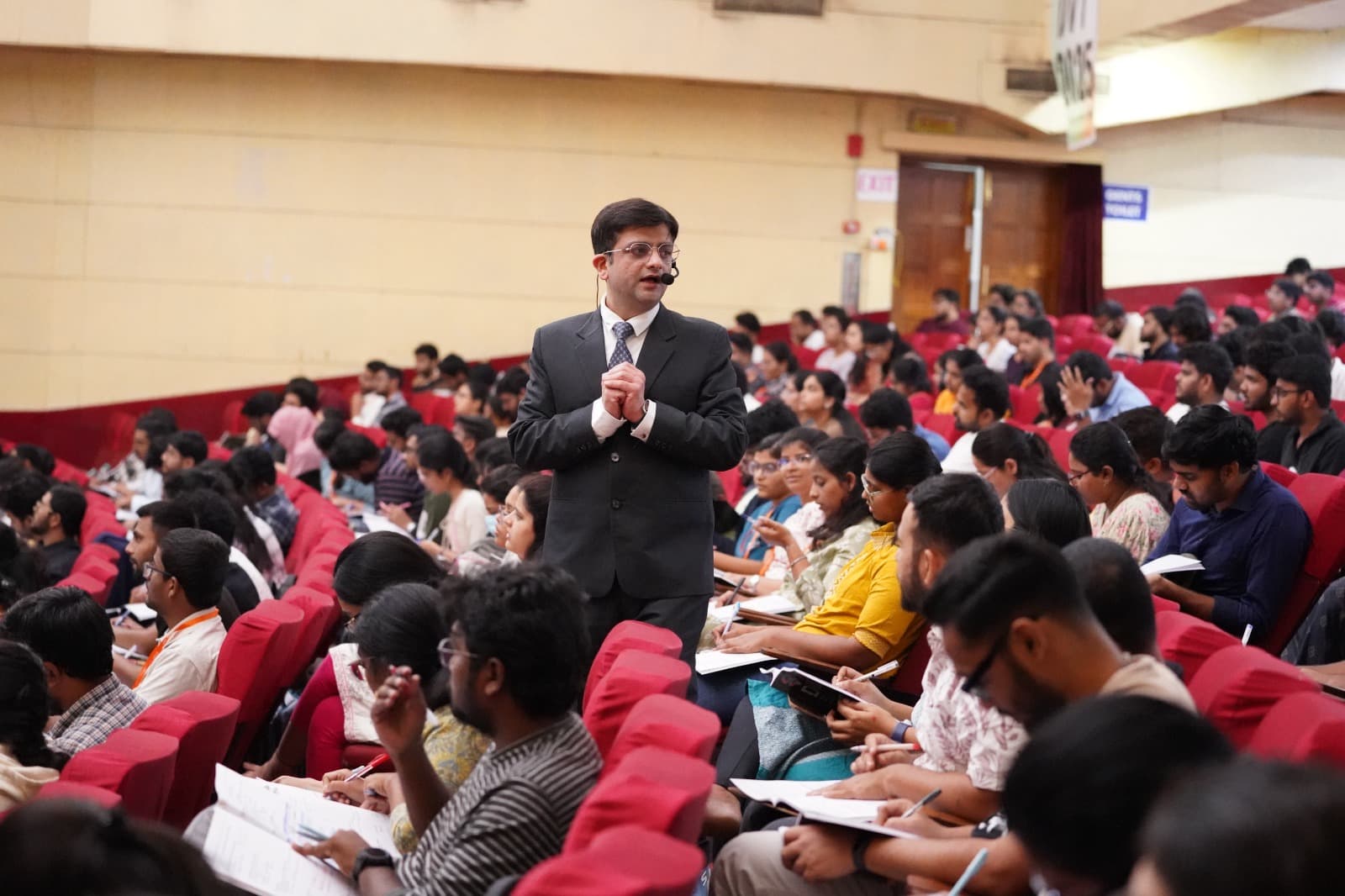 Dr. Sachin Arora